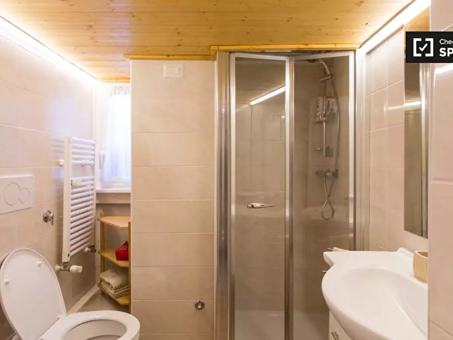 Immagine 10 di Ufficio in affitto  in Via delle Forze Armate a Milano