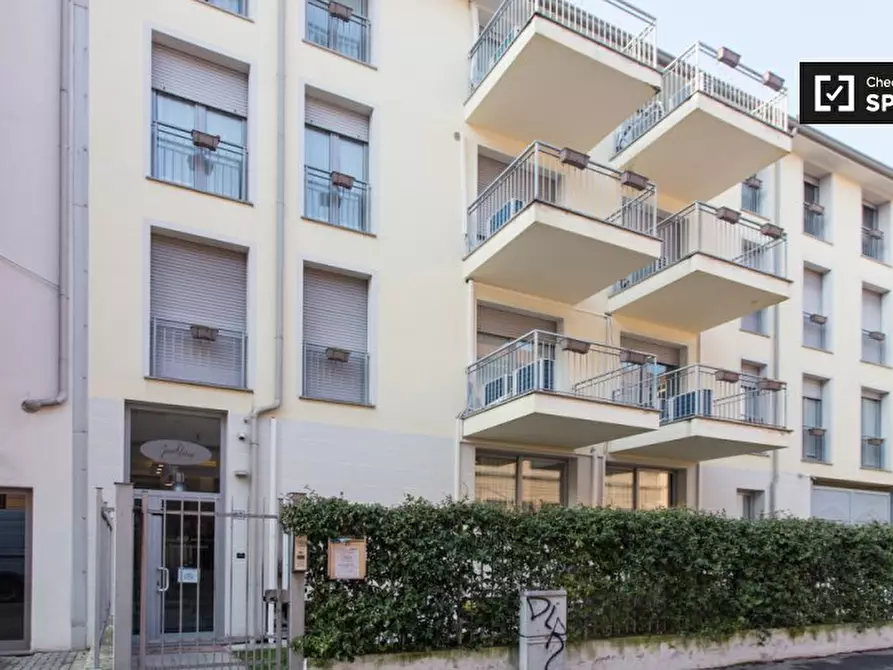 Immagine 16 di Appartamento in affitto  in Via Privata Leonardo Bruni a Milano