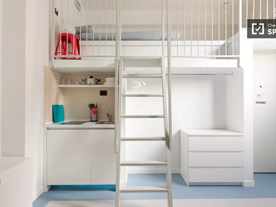 Immagine 4 di Ufficio in affitto  in Corso Magenta a Milano