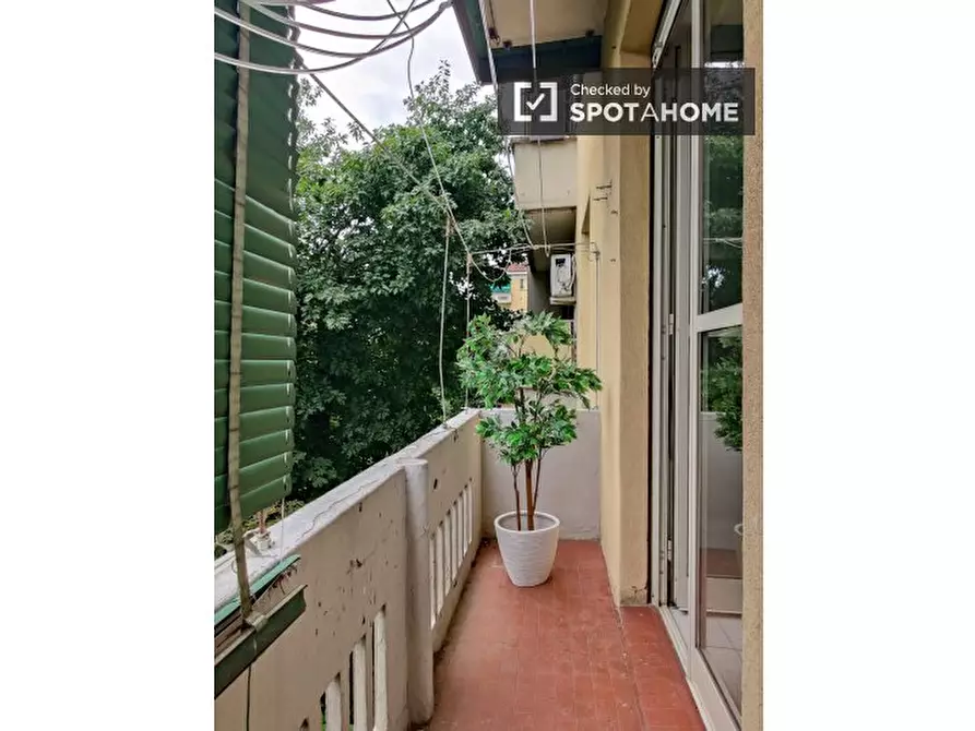 Immagine 12 di Appartamento in affitto  in Via Voltri a Milano