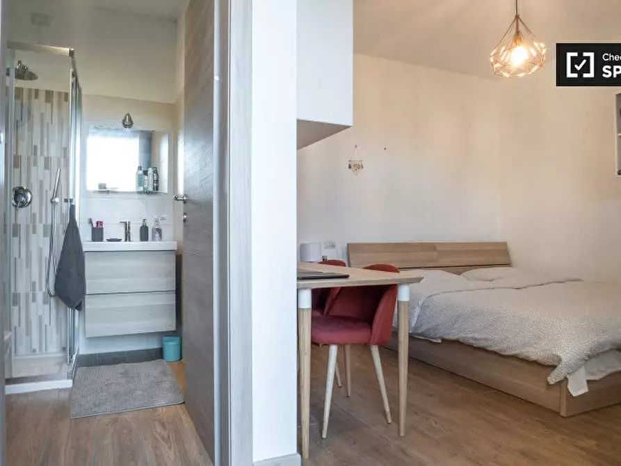 Immagine 2 di Camera condivisa in affitto  in Via Risorgimento, 11, 20093 Cologno Monzese MI, Italy a Cologno Monzese