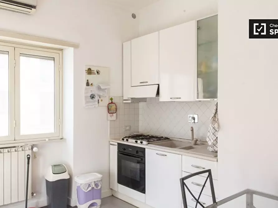 Immagine 7 di Camera condivisa in affitto  in Via Baldassarre Orero, 00159 Roma RM, Italy a Roma