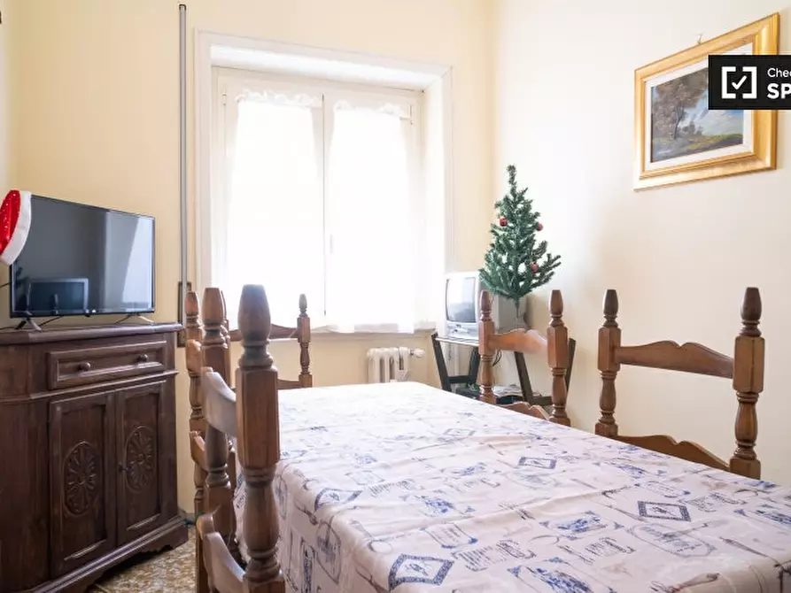 Immagine 16 di Camera condivisa in affitto  in Via Gregorio VII a Roma