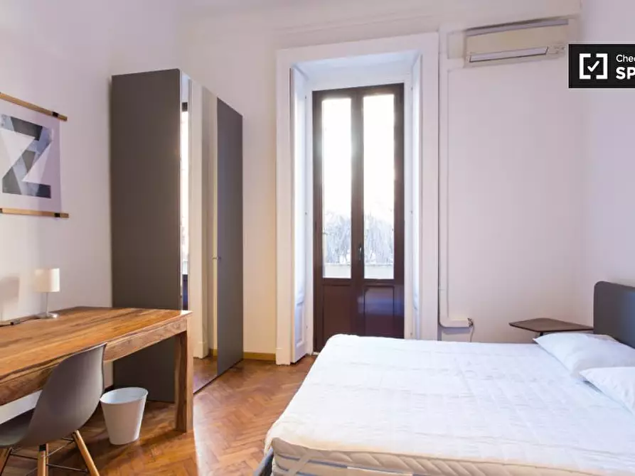 Immagine 2 di Camera condivisa in affitto  in Via Carlo Darwin a Milano