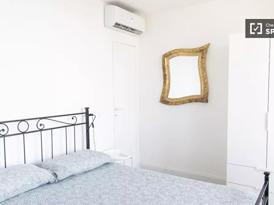 Immagine 6 di Appartamento in affitto  in Via Pietro Maffi a Roma