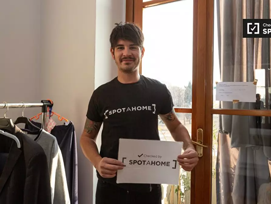 Immagine 4 di Camera condivisa in affitto  in Via dell'Aprica, 20158 Milano MI, Italy a Milano