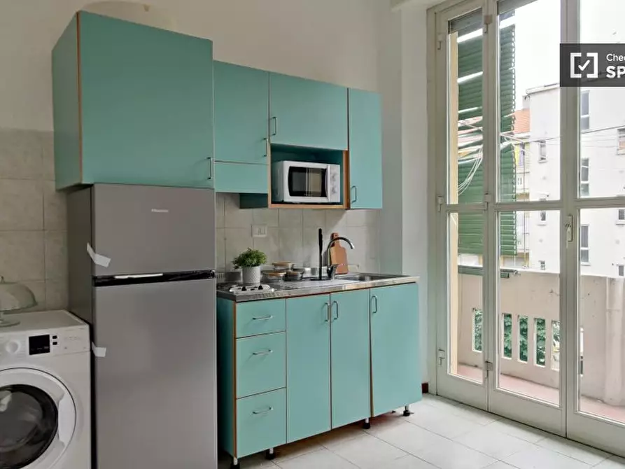 Immagine 9 di Appartamento in affitto  in Via Voltri a Milano