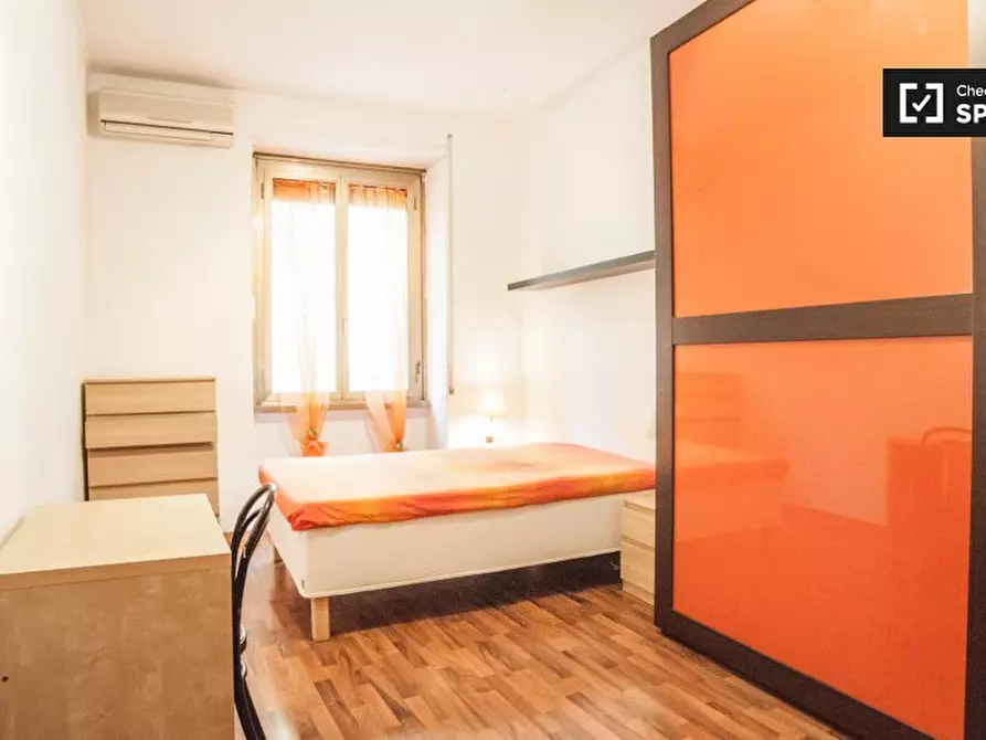 Immagine 3 di Camera condivisa in affitto  in Via Filippo Tolli a Roma