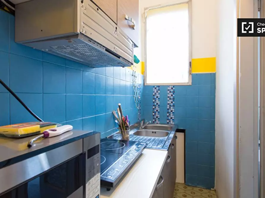 Immagine 6 di Camera condivisa in affitto  in Via Giovanni Segantini a Milano