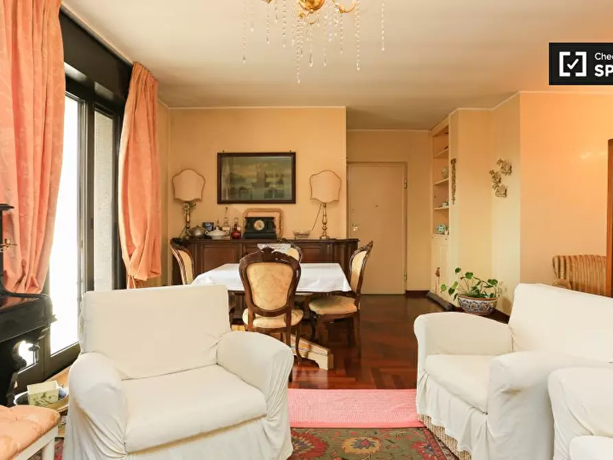 Immagine 13 di Camera condivisa in affitto  in Via Martiri Cefalonia a San Donato Milanese