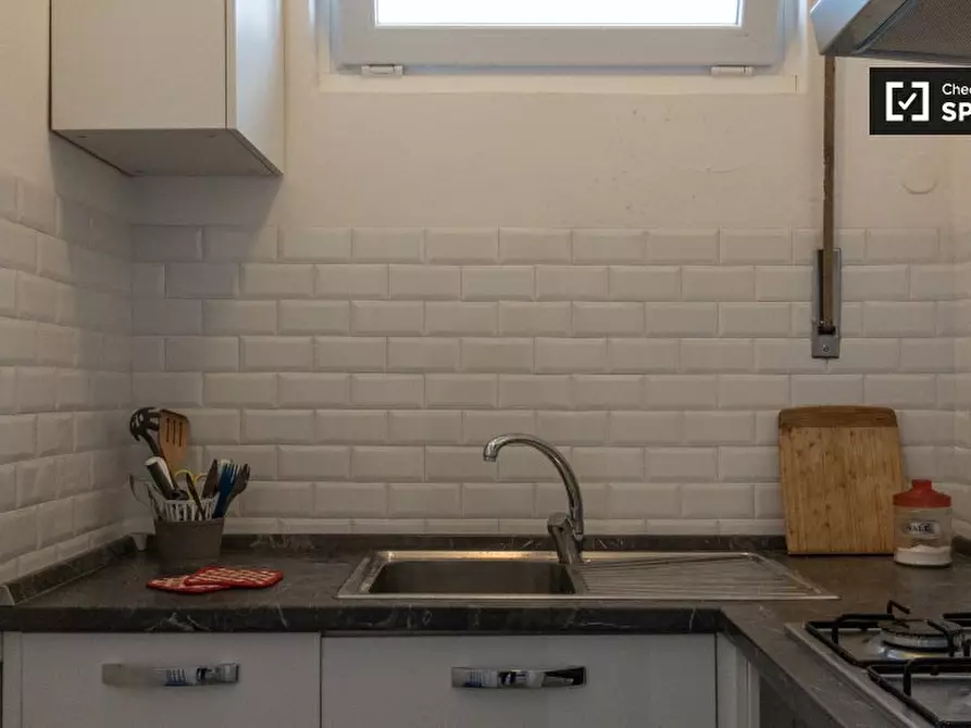 Immagine 11 di Camera condivisa in affitto  in Via Saverio Altamura a Milano