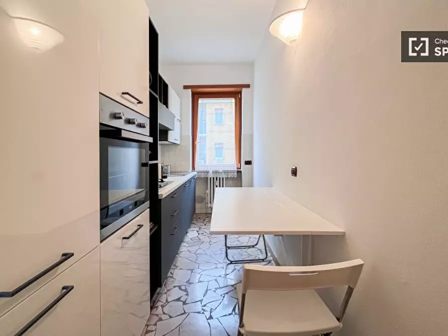 Immagine 10 di Appartamento in affitto  in Via Giovanni da Procida a Milano