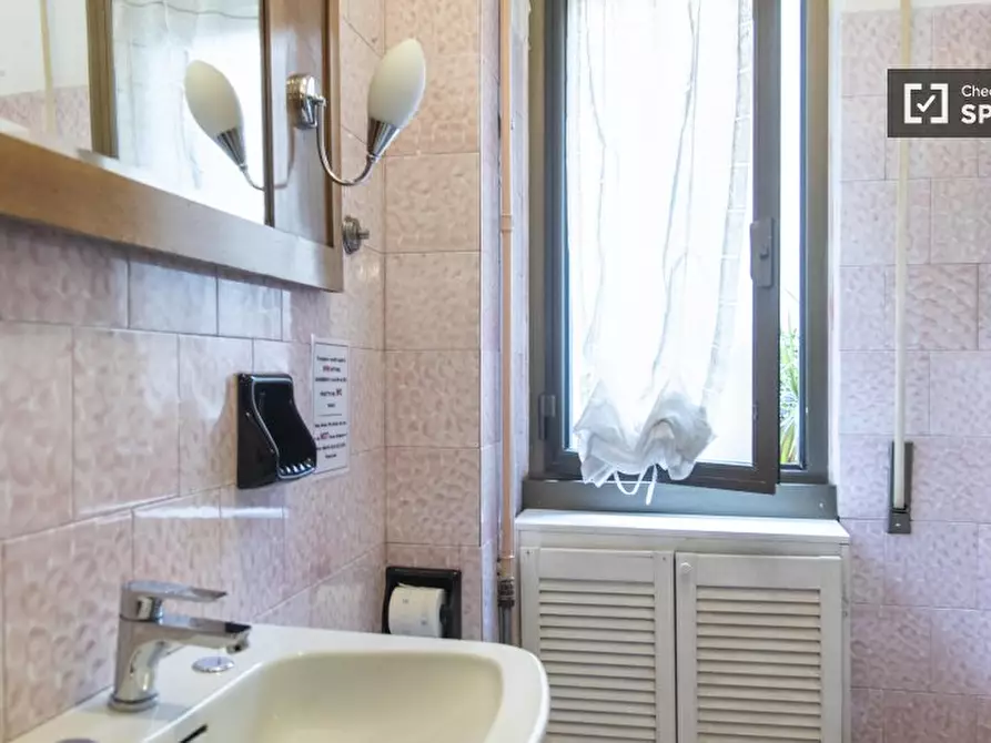 Immagine 2 di Appartamento in affitto  in Viale Telese a Roma