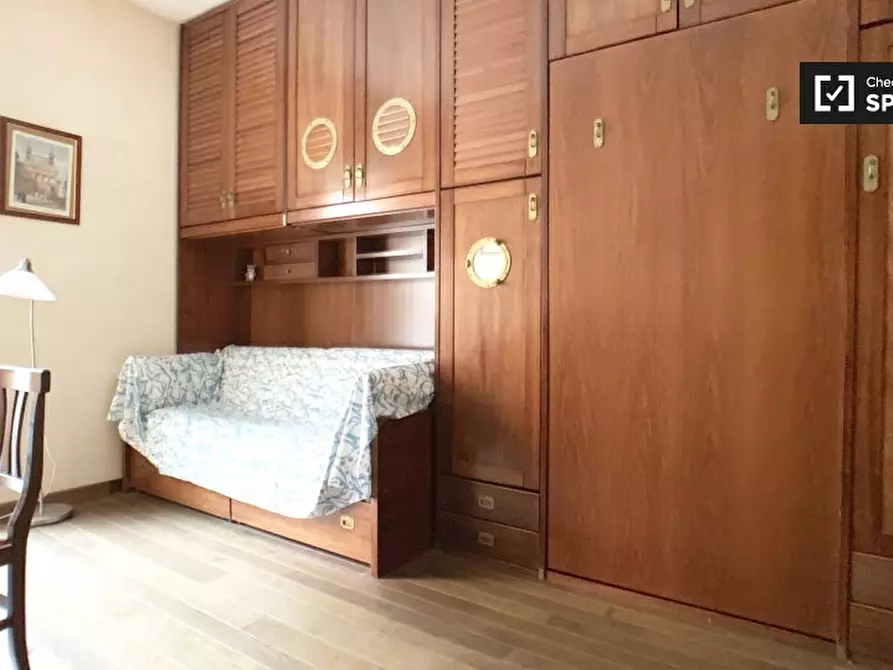 Immagine 15 di Appartamento in affitto  in Via di S. Telesforo, 00165 Roma RM, Italy a Roma