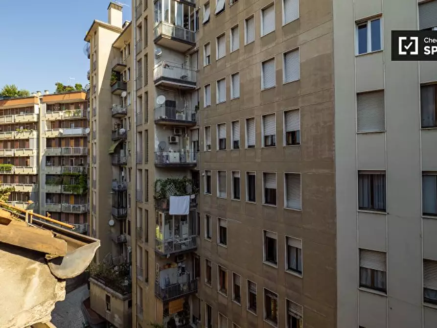 Immagine 5 di Camera condivisa in affitto  in Viale Bligny a Milano