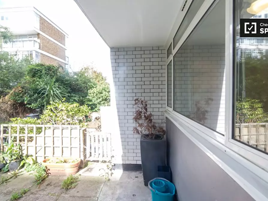 Immagine 10 di Appartamento in affitto  in Flat, Whitley House, Churchill Gardens, London SW1V 3BH, UK a 