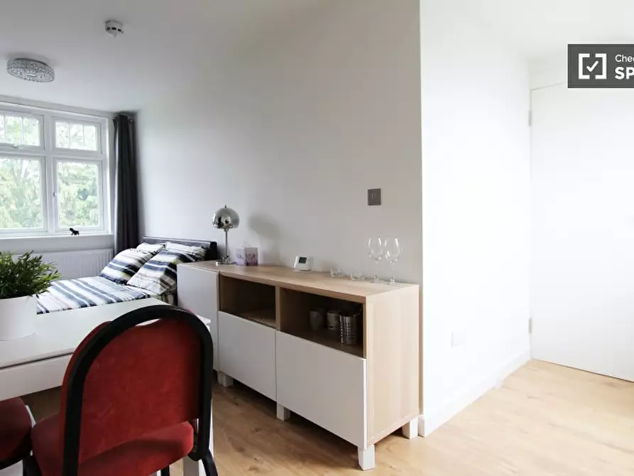 Immagine 6 di Ufficio in affitto  in Hendon Way, NW2 2NR a Brent