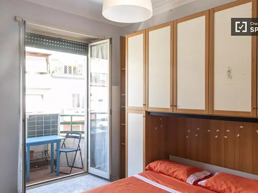 Immagine 2 di Camera condivisa in affitto  in Via Muzio Scevola a Roma