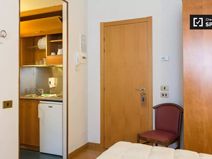 Immagine 6 di Ufficio in affitto  in Via Lepontina a Milano