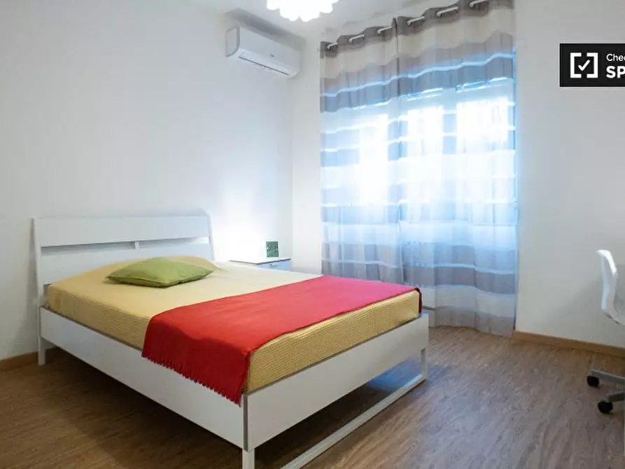 Immagine 5 di Camera condivisa in affitto  in Via Domokos, 20147 Milano MI, Italy a Milano