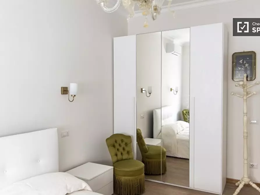 Immagine 1 di Camera condivisa in affitto  in Via Ottorino Lazzarini a Roma