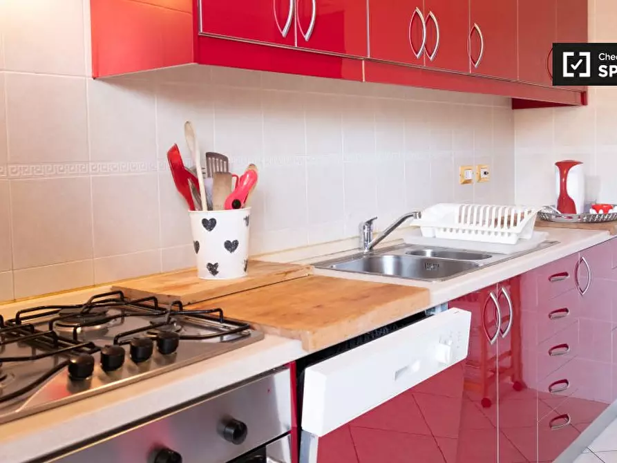 Immagine 10 di Camera condivisa in affitto  in Via Giuseppe Gregoraci a Roma