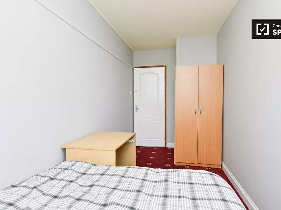Immagine 3 di Camera condivisa in affitto  in Westferry Rd, Isle of Dogs, London E14 8JZ, UK a Poplar
