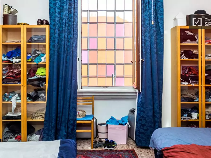 Immagine 6 di Camera condivisa in affitto  in Viale Edoardo Jenner a Milano