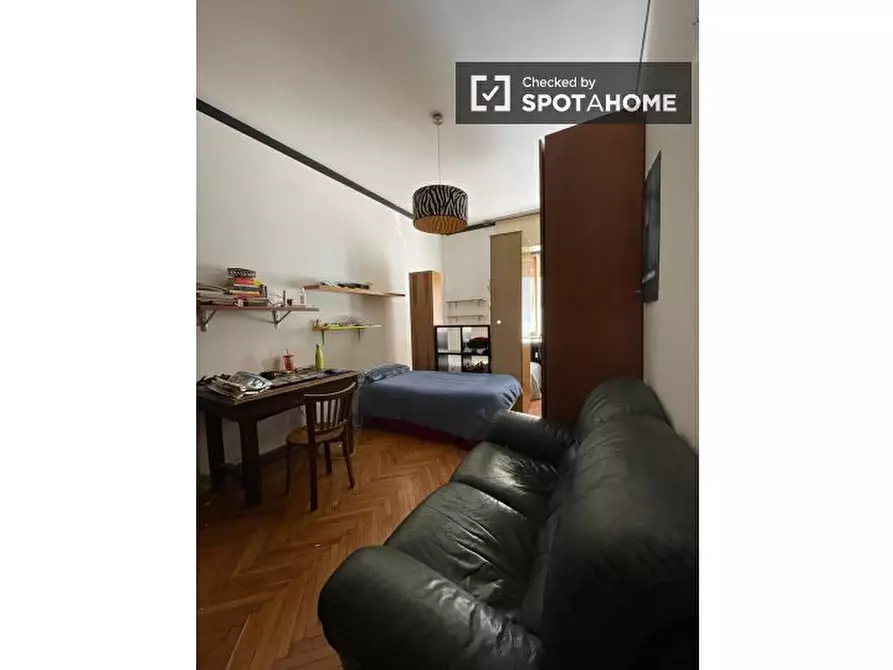 Immagine 19 di Camera condivisa in affitto  in Via Riccardo Sineo a Torino