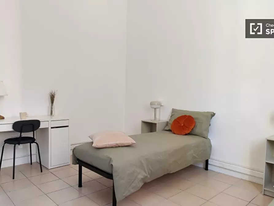 Immagine 13 di Appartamento in affitto  in Viale Tibaldi a Milano