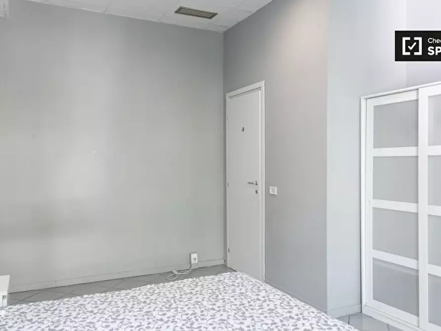 Immagine 5 di Camera condivisa in affitto  in Viale Regina Margherita, 00198 Roma RM, Italy a Roma