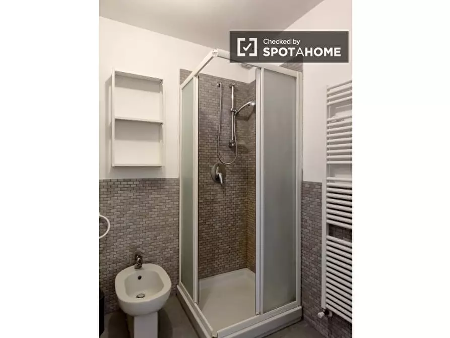 Immagine 14 di Ufficio in affitto  in Via Vigevano a Milano