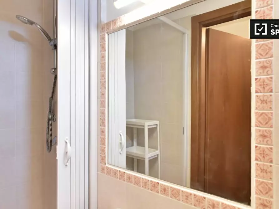 Immagine 11 di Ufficio in affitto  in Via Grammichele a Roma