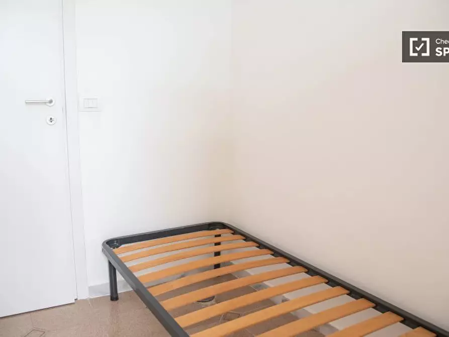 Immagine 15 di Appartamento in affitto  in Via degli Ortaggi a Roma