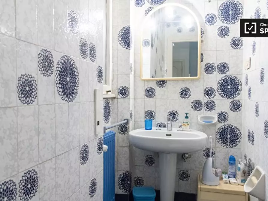 Immagine 7 di Camera condivisa in affitto  in Via Cremuzio Cordo a Roma