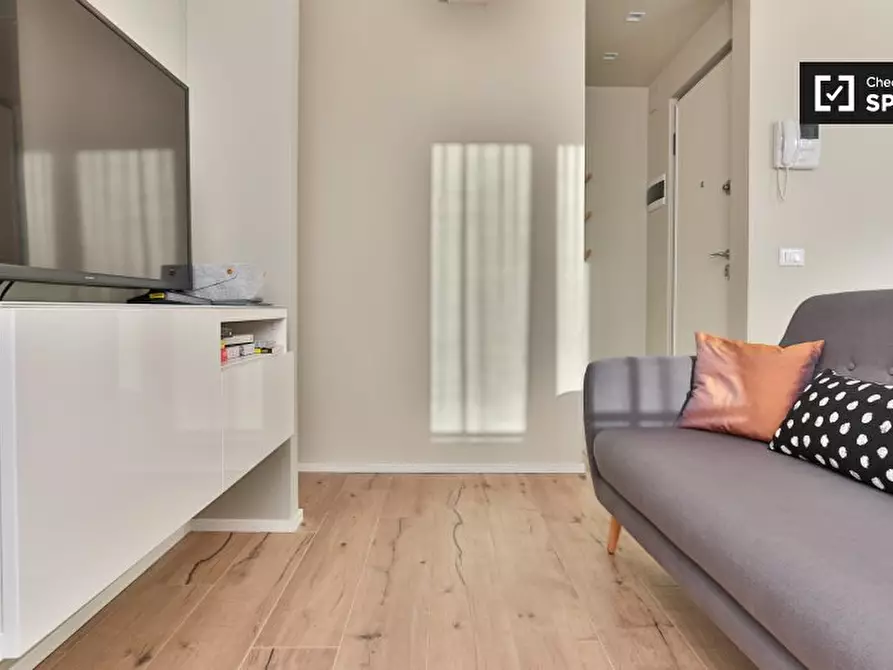 Immagine 4 di Ufficio in affitto  in Via Giuseppe Broggi a Milano