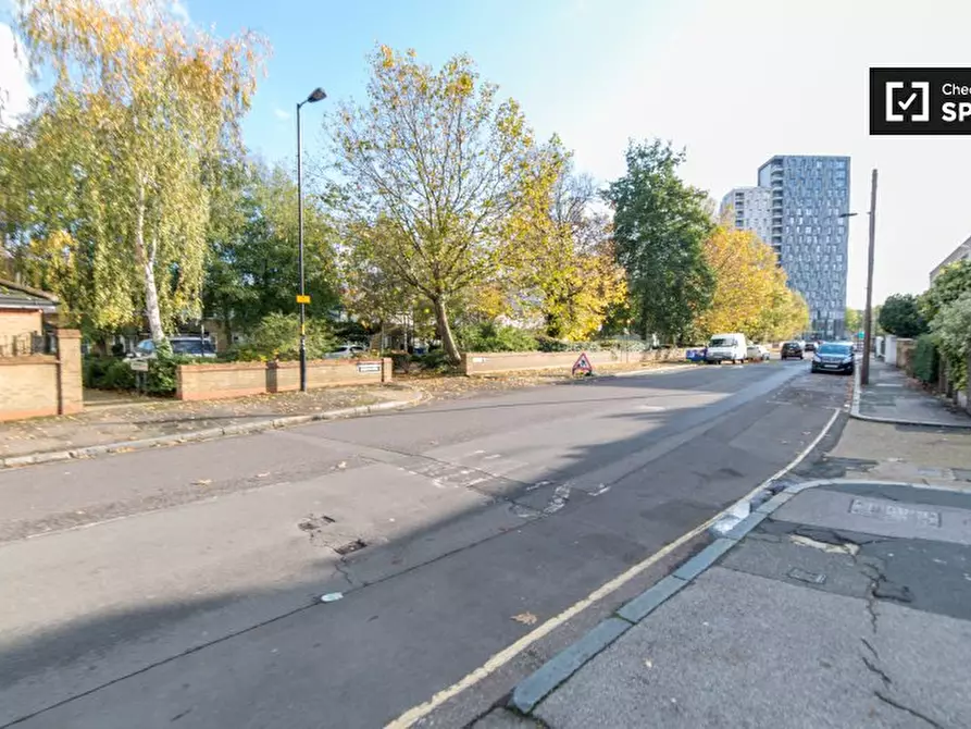 Immagine 14 di Appartamento in affitto  in St James's Rd a Camberwell
