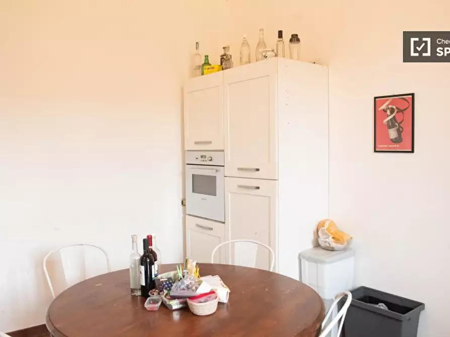 Immagine 12 di Camera condivisa in affitto  in Via Cavour a Roma