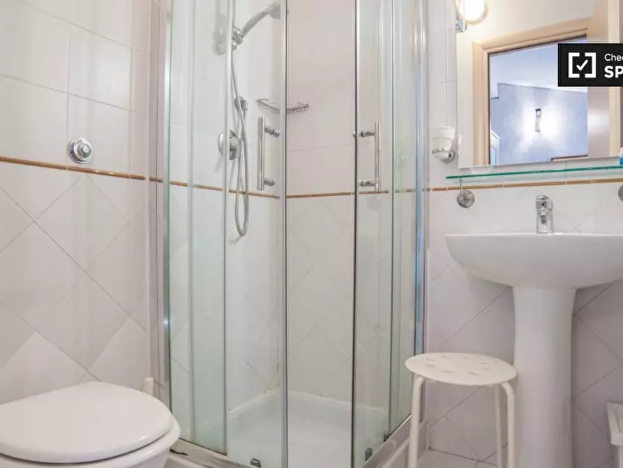 Immagine 19 di Camera condivisa in affitto  in Via Gaeta, 00185 Roma RM, Italy a Roma