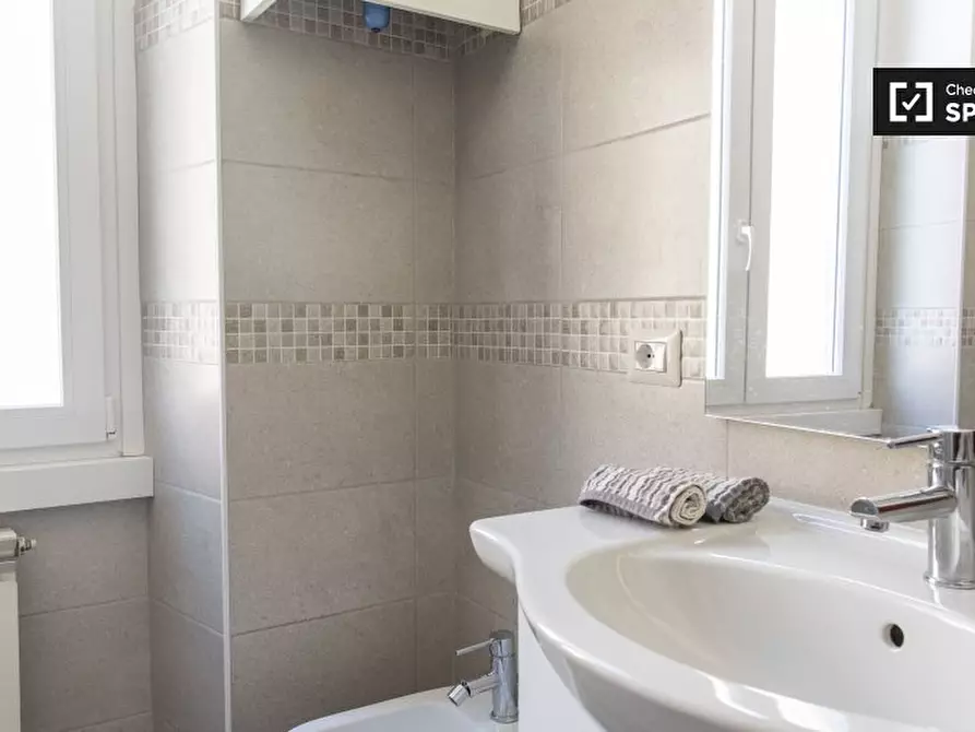 Immagine 8 di Appartamento in affitto  in Via Giacomo Venezian a Roma