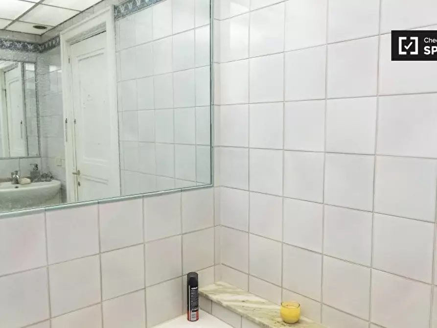 Immagine 9 di Camera condivisa in affitto  in Viale Ippocrate a Roma