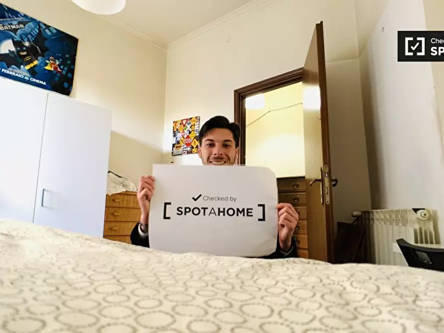 Immagine 7 di Camera condivisa in affitto  in Via Alessandro Cialdi, 00154 Roma RM, Italy a Roma