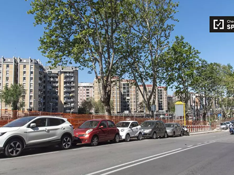 Immagine 9 di Camera condivisa in affitto  in Via Val d'Aosta a Roma