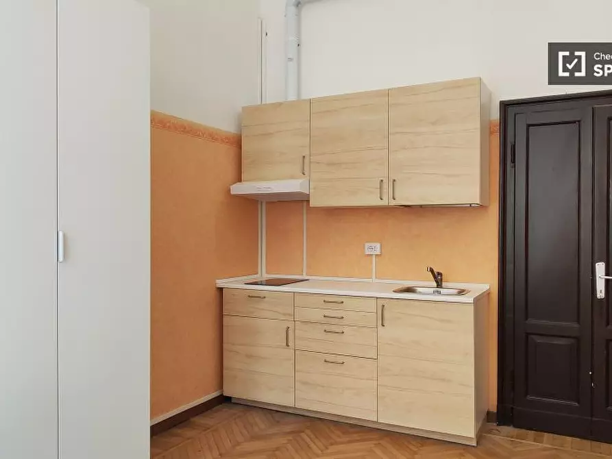 Immagine 14 di Camera condivisa in affitto  in Viale Brianza a Milano