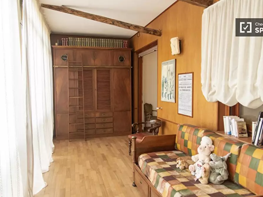 Immagine 12 di Appartamento in affitto  in Via Guido de Ruggiero a Roma