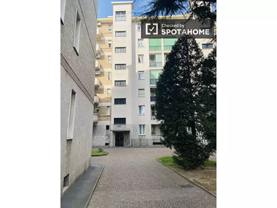 Immagine 14 di Appartamento in affitto  in Via Achille Fontanelli a Milano