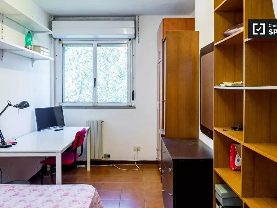 Immagine 3 di Camera condivisa in affitto  in Via dei Missaglia a Milano