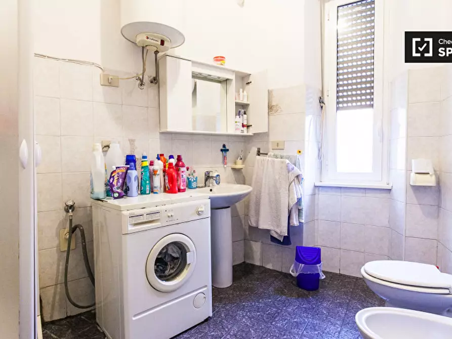 Immagine 12 di Camera condivisa in affitto  in Piazza Tommaso De Cristoforis a Roma