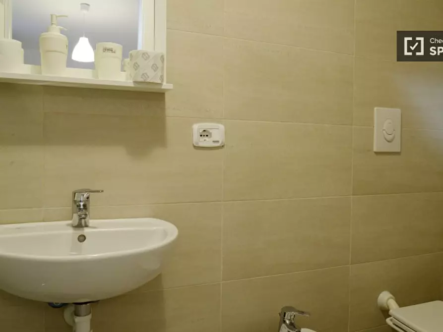 Immagine 19 di Camera condivisa in affitto  in Via Pietro Marocco a Milano