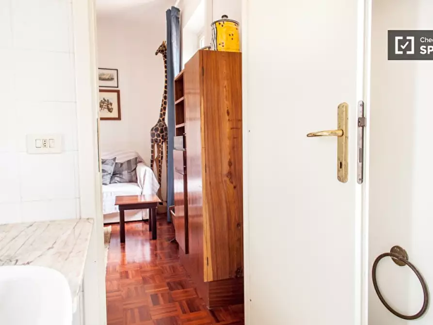 Immagine 15 di Appartamento in affitto  in Via Dei Campani a Roma